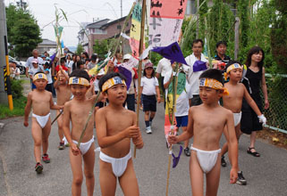 写真1 島立堀米の裸祭り(1)